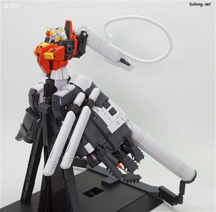 Bandai MG 1/100 PLAN303E Deep Striker
