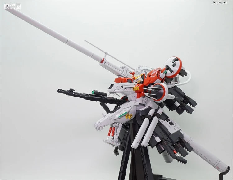 Bandai MG 1/100 PLAN303E Deep Striker