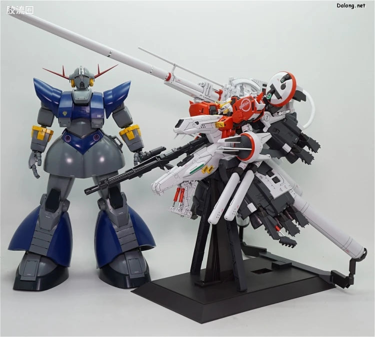 Bandai MG 1/100 PLAN303E Deep Striker