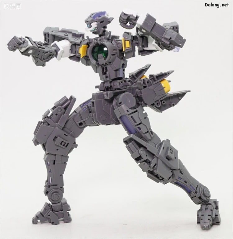 Bandai MG 1/100 Gundam Dynames