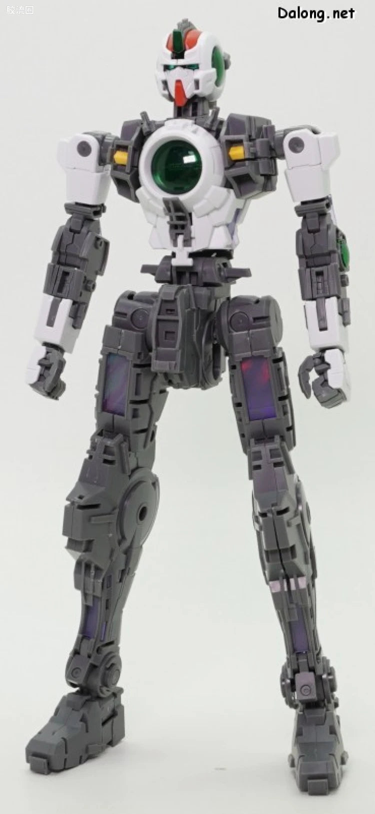 MG 1/100 Gundam Virtue