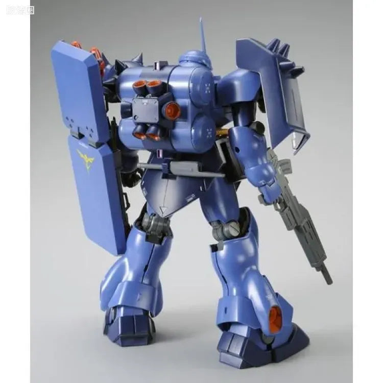 P-Bandai MG 1/100 AMS-119 Geara Doga (Rezin Schnyder Custom)