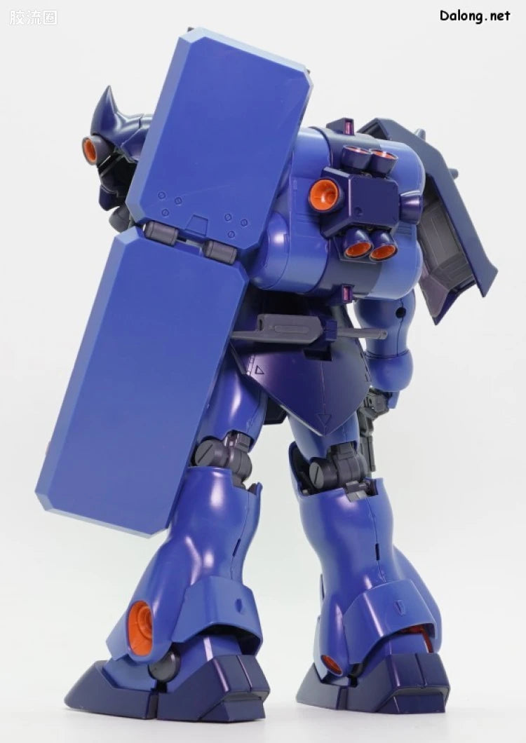 P-Bandai MG 1/100 AMS-119 Geara Doga (Rezin Schnyder Custom)
