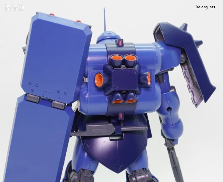 P-Bandai MG 1/100 AMS-119 Geara Doga (Rezin Schnyder Custom)