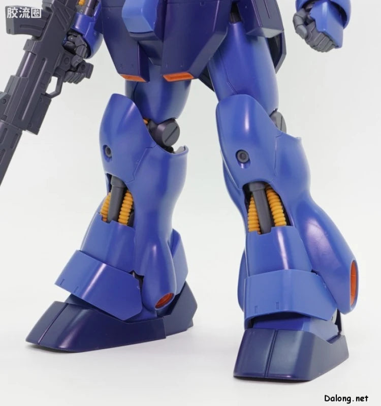 P-Bandai MG 1/100 AMS-119 Geara Doga (Rezin Schnyder Custom)