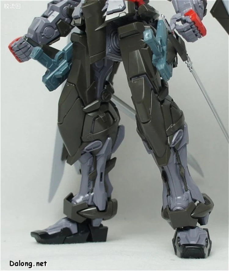 P-Bandai MG 1/100 Gundam Astray Noir