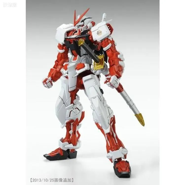 P-Bandai MG 1/100 Gundam Astray Red Frame