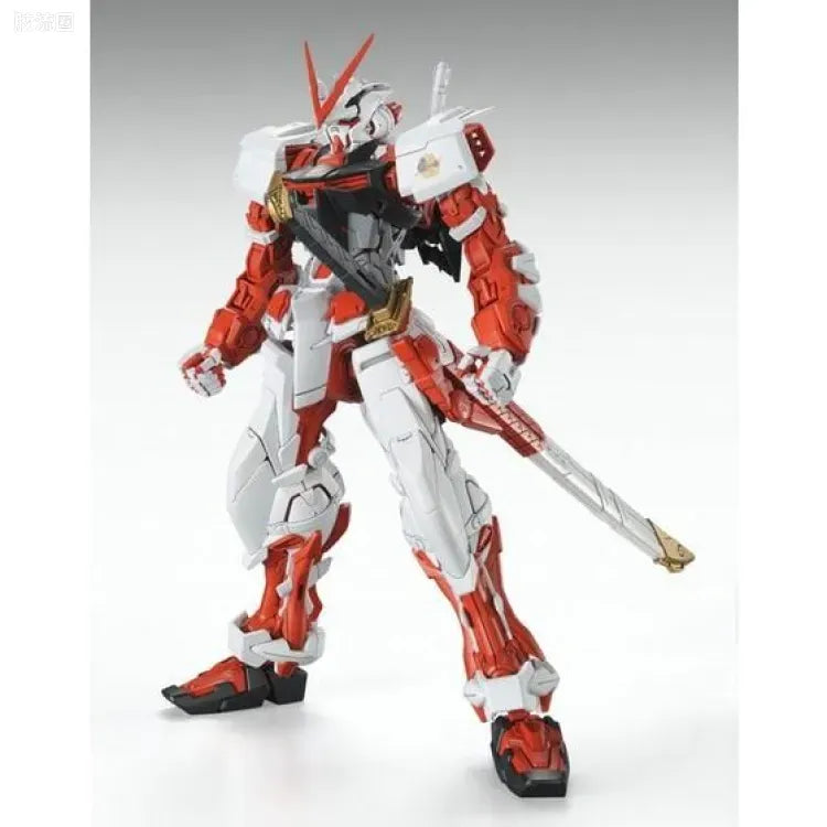 P-Bandai MG 1/100 Gundam Astray Red Frame