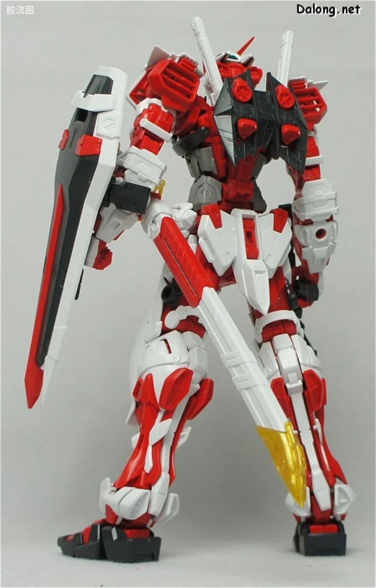 P-Bandai MG 1/100 Gundam Astray Red Frame