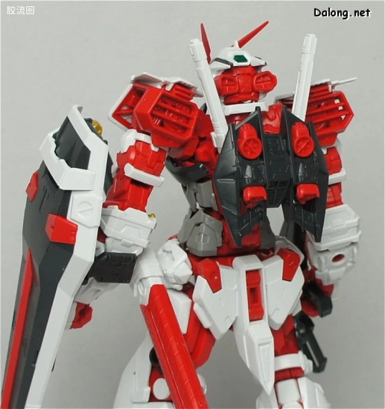 P-Bandai MG 1/100 Gundam Astray Red Frame