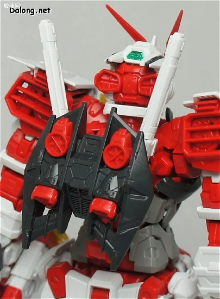 P-Bandai MG 1/100 Gundam Astray Red Frame