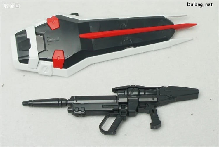 P-Bandai MG 1/100 Gundam Astray Red Frame