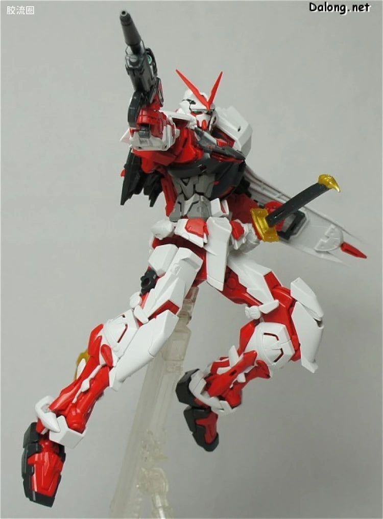 P-Bandai MG 1/100 Gundam Astray Red Frame