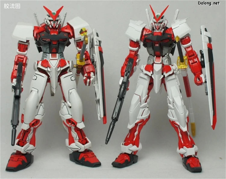 P-Bandai MG 1/100 Gundam Astray Red Frame