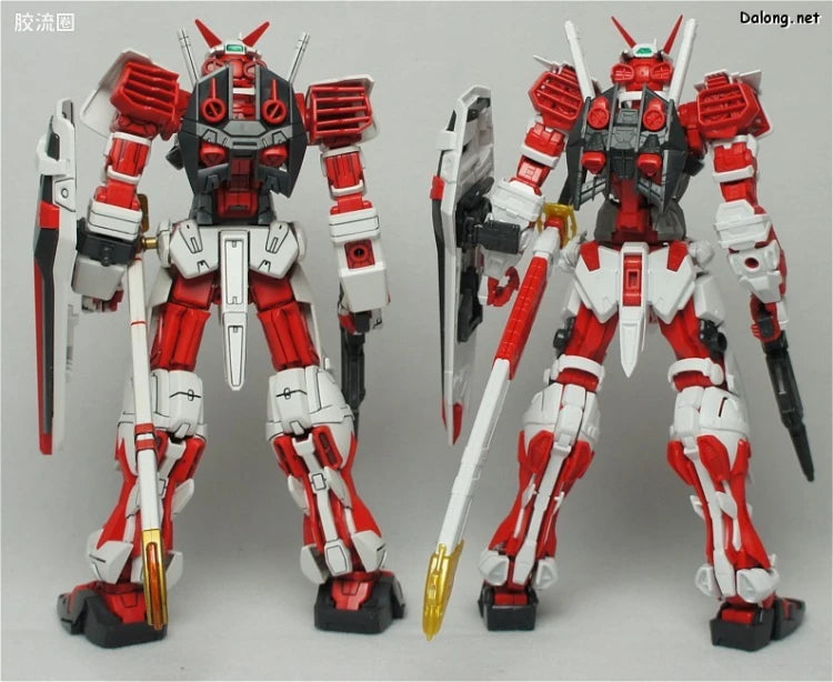 P-Bandai MG 1/100 Gundam Astray Red Frame