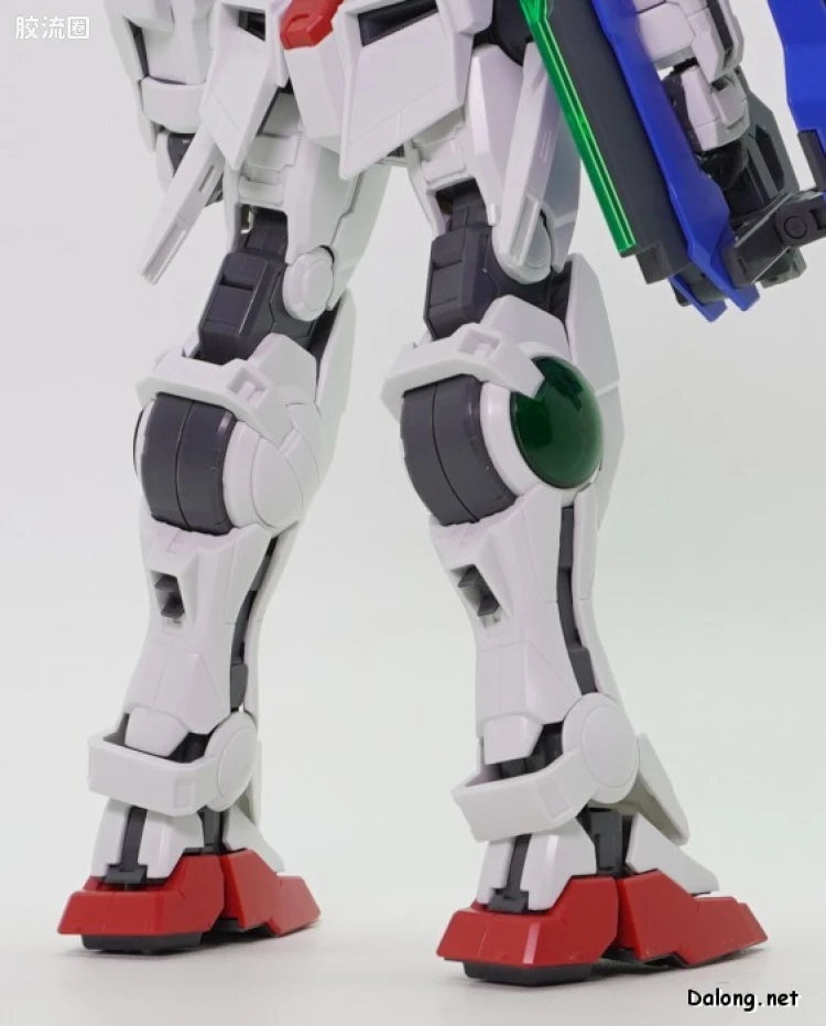 P-Bandai MG 1/100 Gundam Exia Repair II