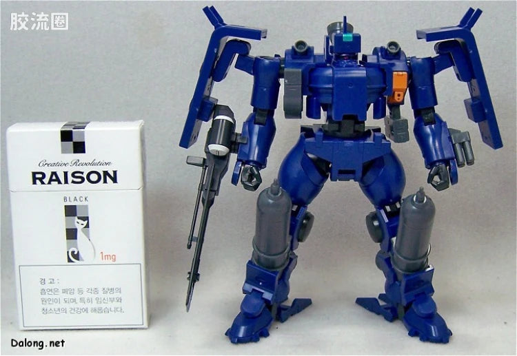 HG 00 1/144 16 铁人宇宙指挥官机