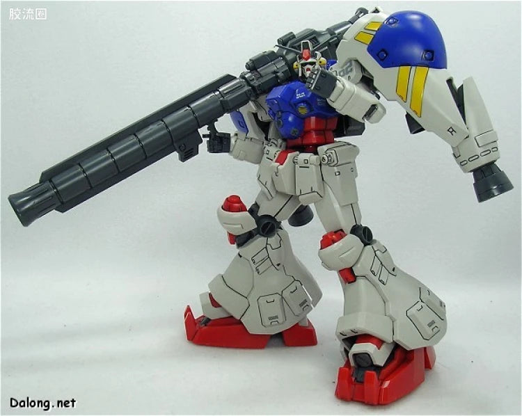Bandai MG 1/100 RX-78GP02A Gundam GP02A