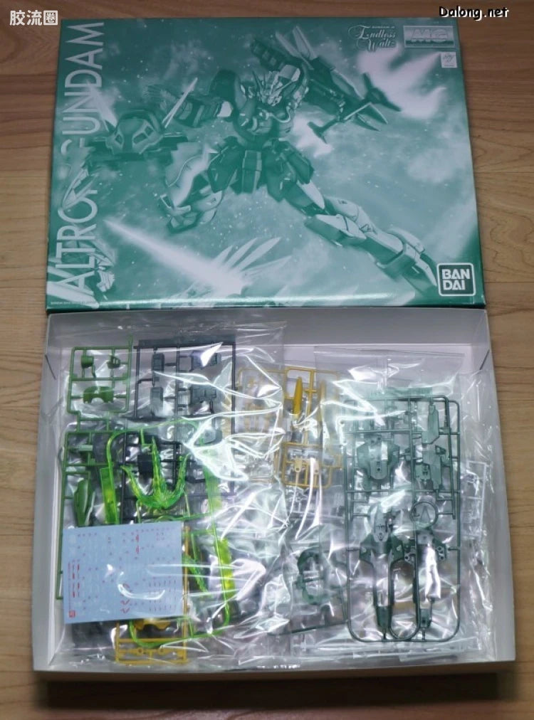 P-Bandai MG 1/100 Altron Gundam EW