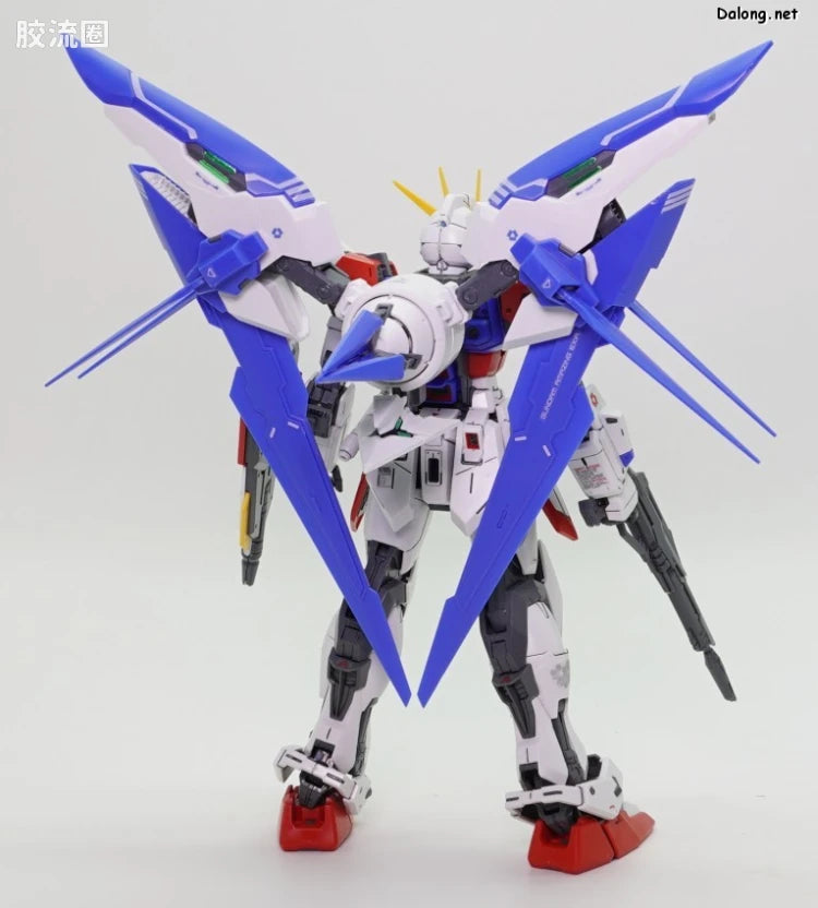 P-Bandai MG 1/100 Gundam Amazing Exia