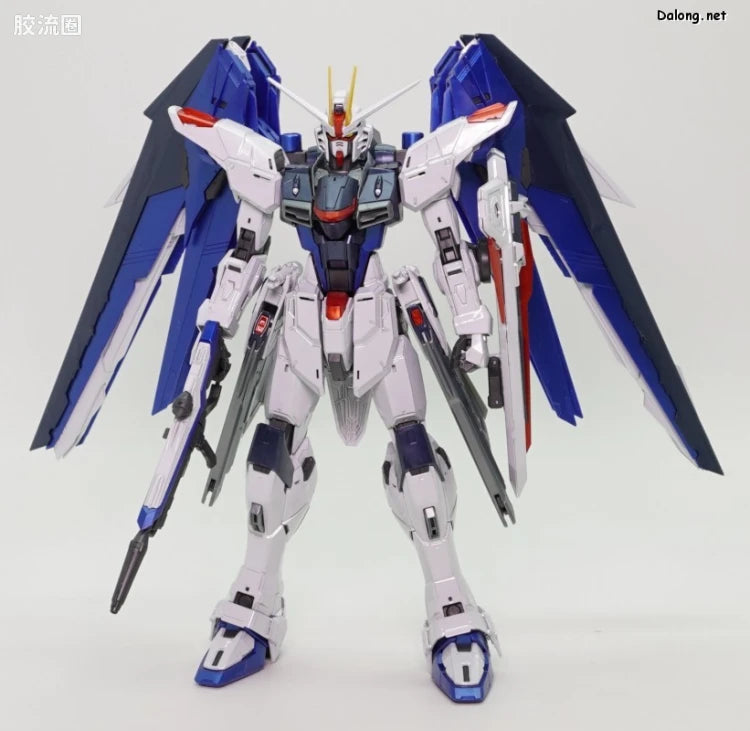 P-Bandai MG 1/100 Freedom Gundam Ver.2.0 Full Burst Mode (Special Coating Ver.)