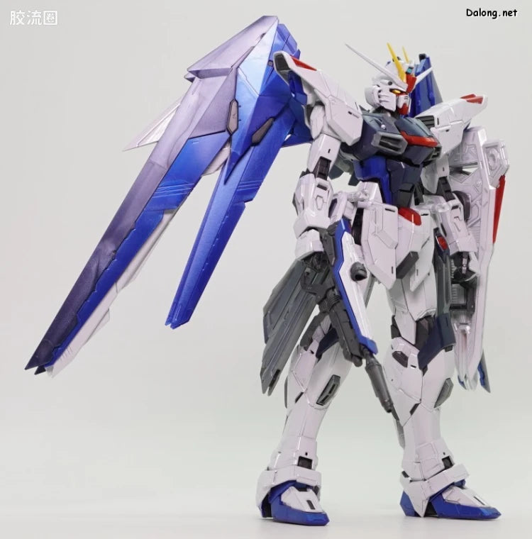 P-Bandai MG 1/100 Freedom Gundam Ver.2.0 Full Burst Mode (Special Coating Ver.)