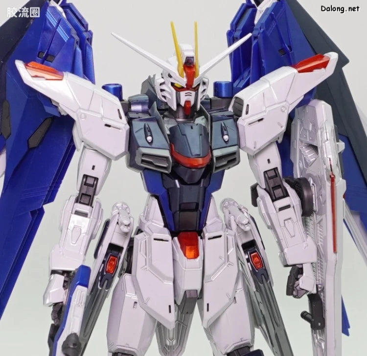 P-Bandai MG 1/100 Freedom Gundam Ver.2.0 Full Burst Mode (Special Coating Ver.)
