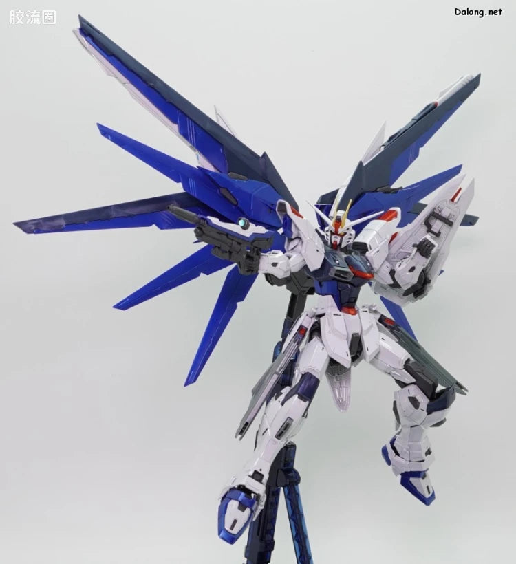 P-Bandai MG 1/100 Freedom Gundam Ver.2.0 Full Burst Mode (Special Coating Ver.)
