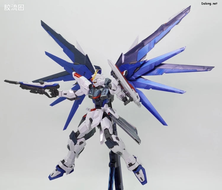 P-Bandai MG 1/100 Freedom Gundam Ver.2.0 Full Burst Mode (Special Coating Ver.)