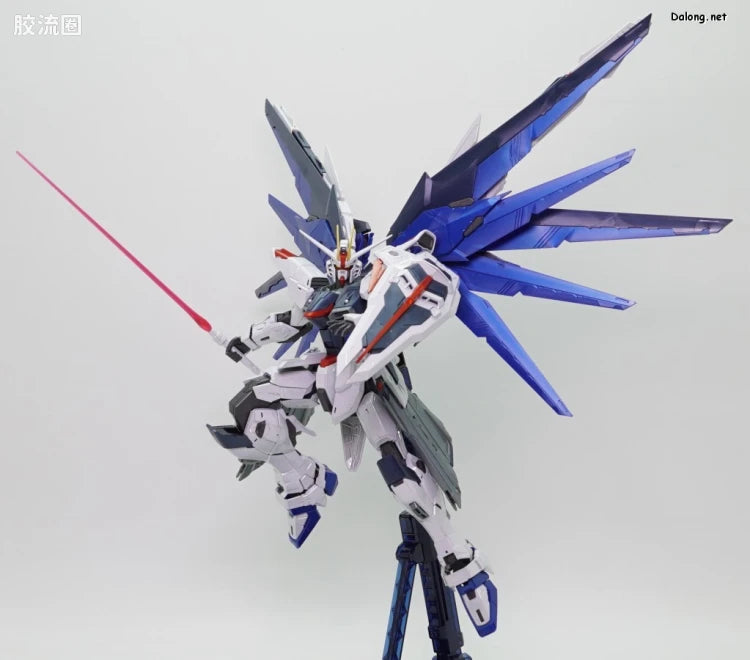 P-Bandai MG 1/100 Freedom Gundam Ver.2.0 Full Burst Mode (Special Coating Ver.)