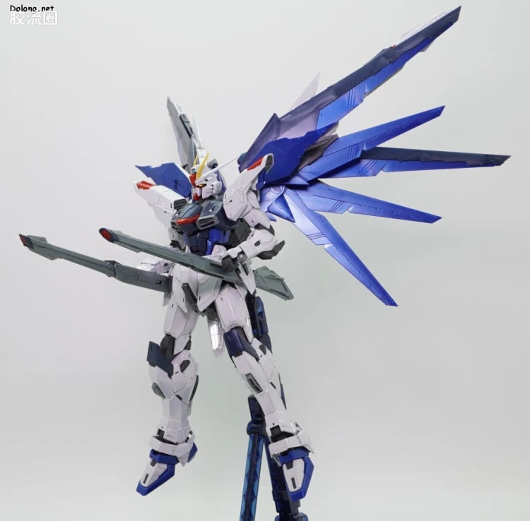 P-Bandai MG 1/100 Freedom Gundam Ver.2.0 Full Burst Mode (Special Coating Ver.)