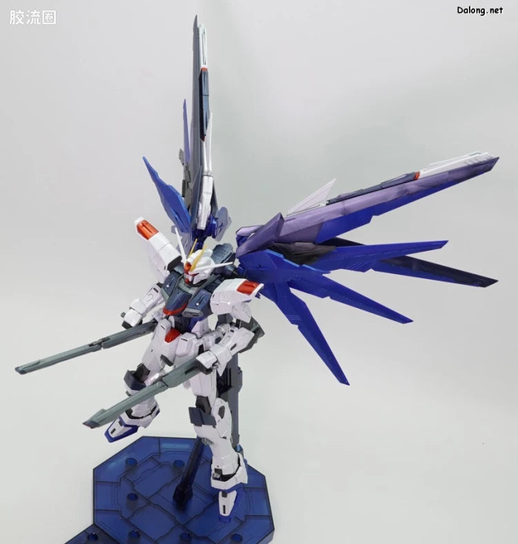 P-Bandai MG 1/100 Freedom Gundam Ver.2.0 Full Burst Mode (Special Coating Ver.)