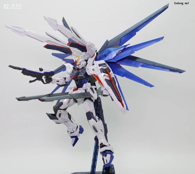 P-Bandai MG 1/100 Freedom Gundam Ver.2.0 Full Burst Mode (Special Coating Ver.)