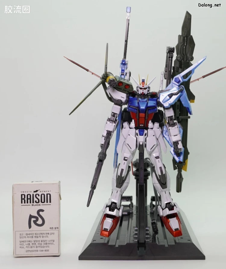P-Bandai MG 1/100 GAT-X105+AQM/E-YM1 Perfect Strike Gundam (Special Coating Ver.)