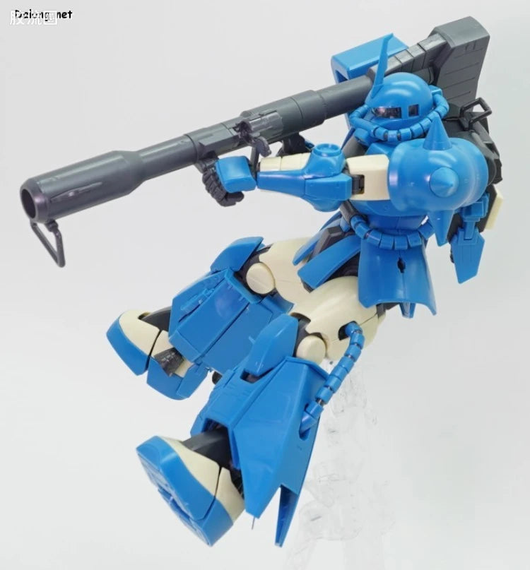 P-Bandai MG 1/100 MS-06R-2 Robert Gilliam's Zaku II