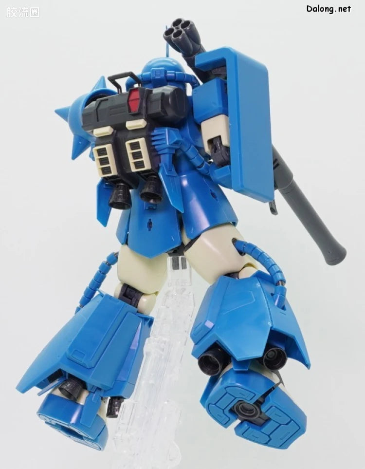 P-Bandai MG 1/100 MS-06R-2 Robert Gilliam's Zaku II