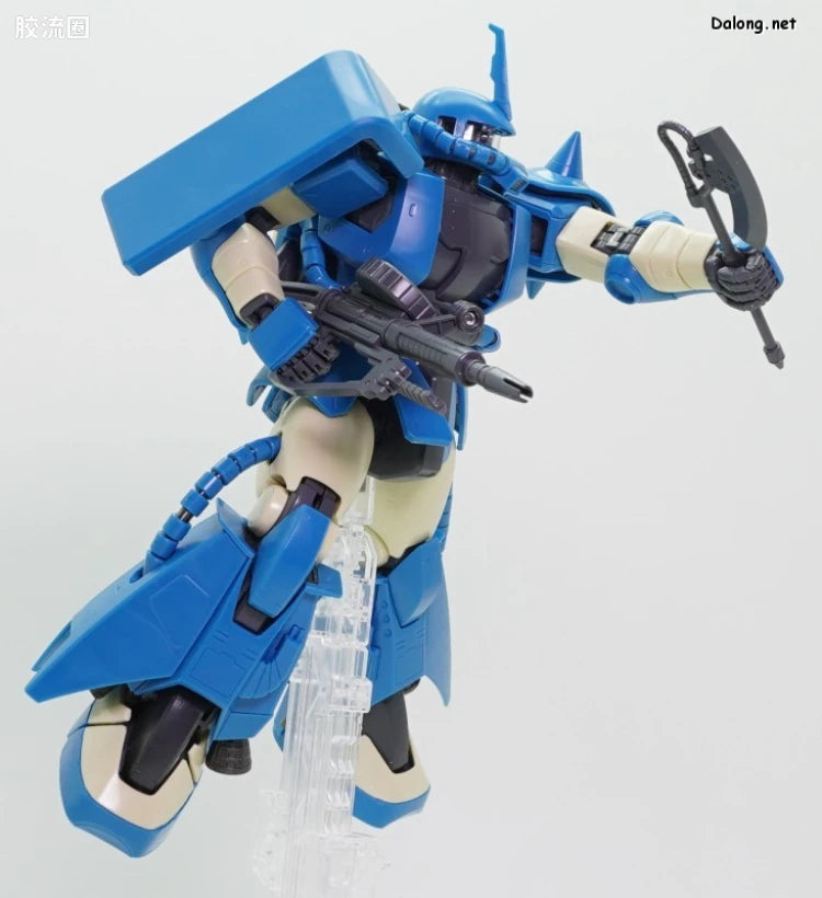 P-Bandai MG 1/100 MS-06R-2 Robert Gilliam's Zaku II