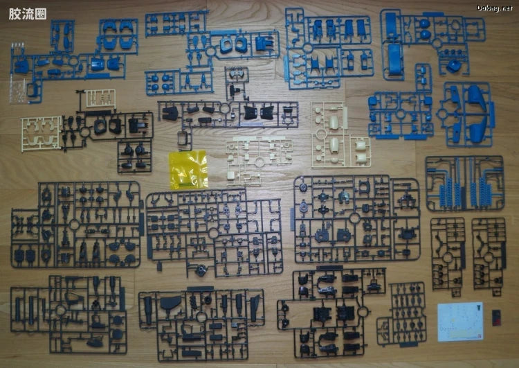 P-Bandai MG 1/100 MS-06R-2 Robert Gilliam's Zaku II