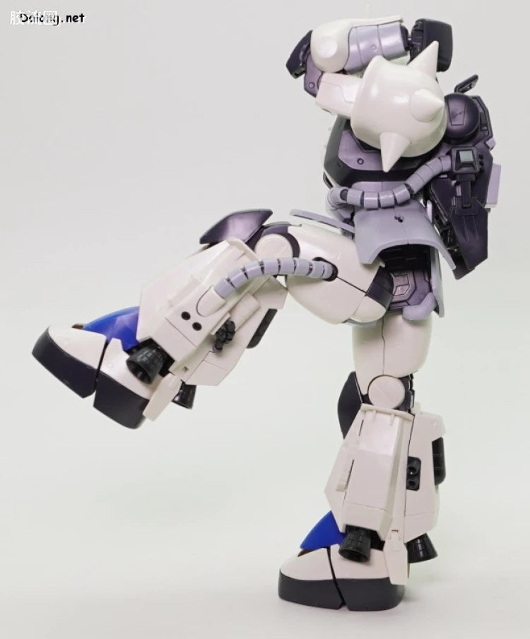 P-Bandai MG 1/100 MS-06R-1A Shin Matsunaga's Zaku II (Custom Type)
