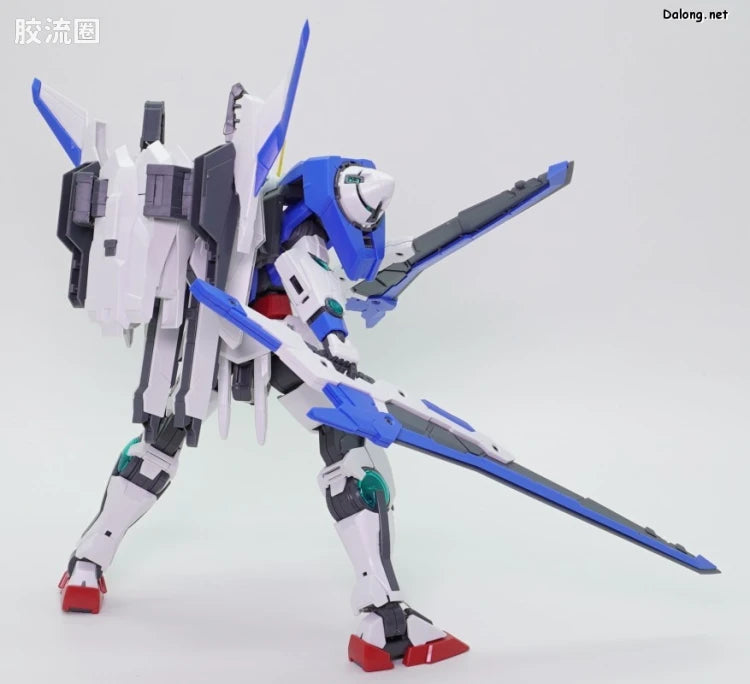 P-Bandai MG 1/100 GN-0000+GNR-010/XN 00 XN Raiser