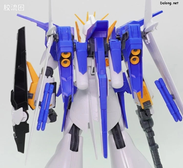 P-Bandai RE/100 1/100 Gundam Lindwurm