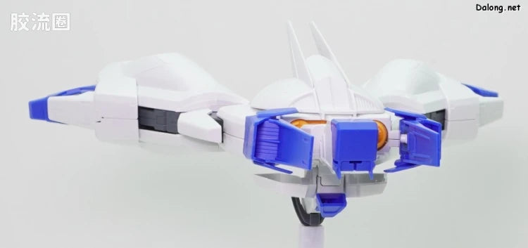P-Bandai RE/100 1/100 Gundam Lindwurm