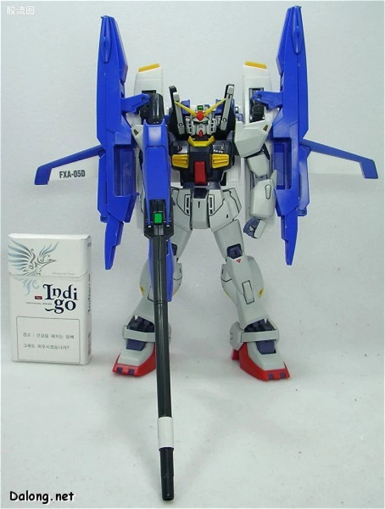 Bandai MG 1/100 FXA-05D/RX-178 Super Gundam