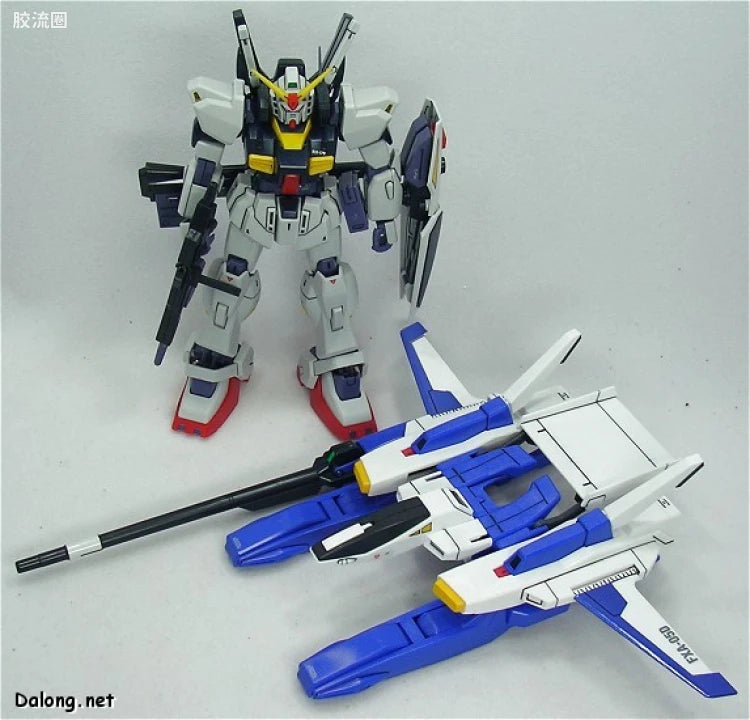 Bandai MG 1/100 FXA-05D/RX-178 Super Gundam