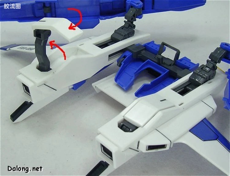 Bandai MG 1/100 FXA-05D/RX-178 Super Gundam