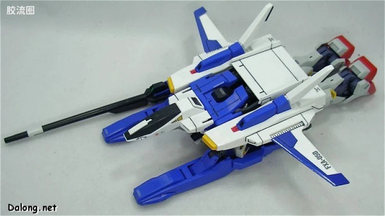 Bandai MG 1/100 FXA-05D/RX-178 Super Gundam