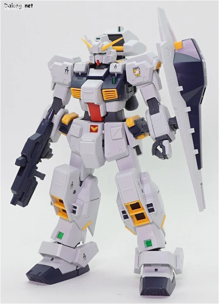 P-Bandai MG 1/100 RX-121-1 Gundam TR-1 [Hazel Custom]