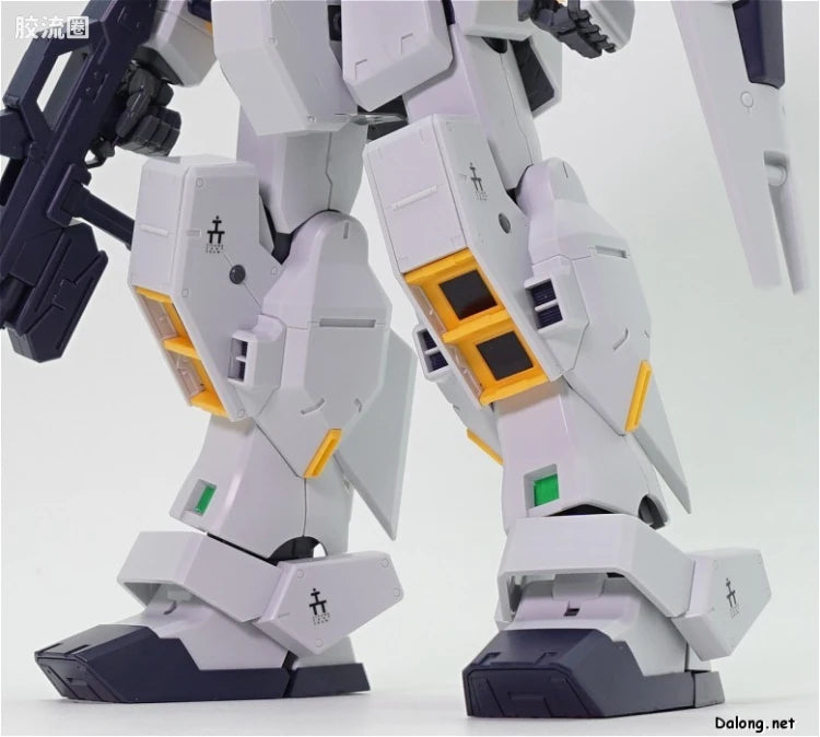 P-Bandai MG 1/100 RX-121-1 Gundam TR-1 [Hazel Custom]