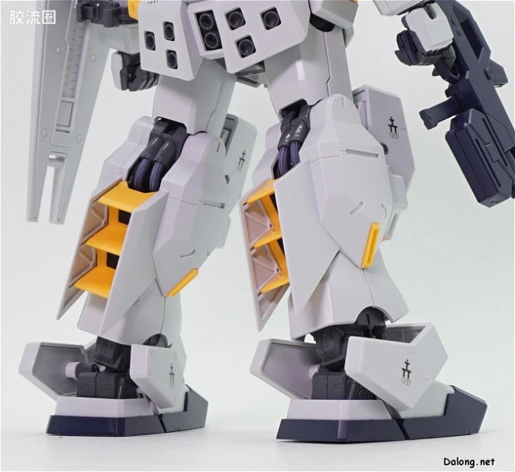 P-Bandai MG 1/100 RX-121-1 Gundam TR-1 [Hazel Custom]