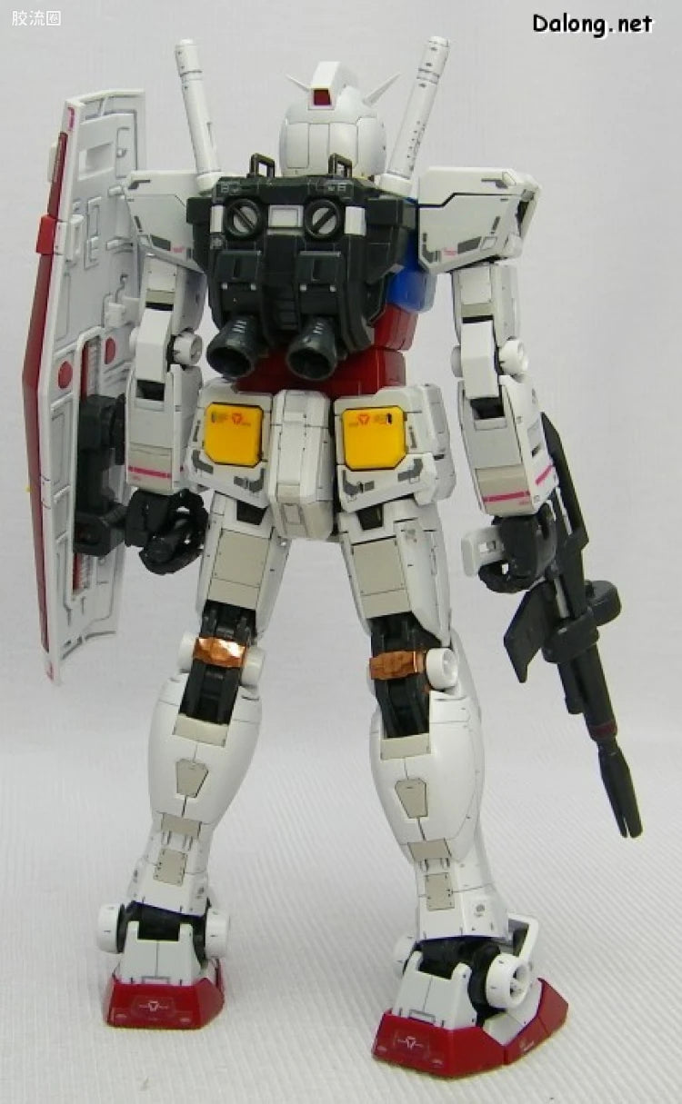 Bandai RG 1/144 RX-78-2 Gundam